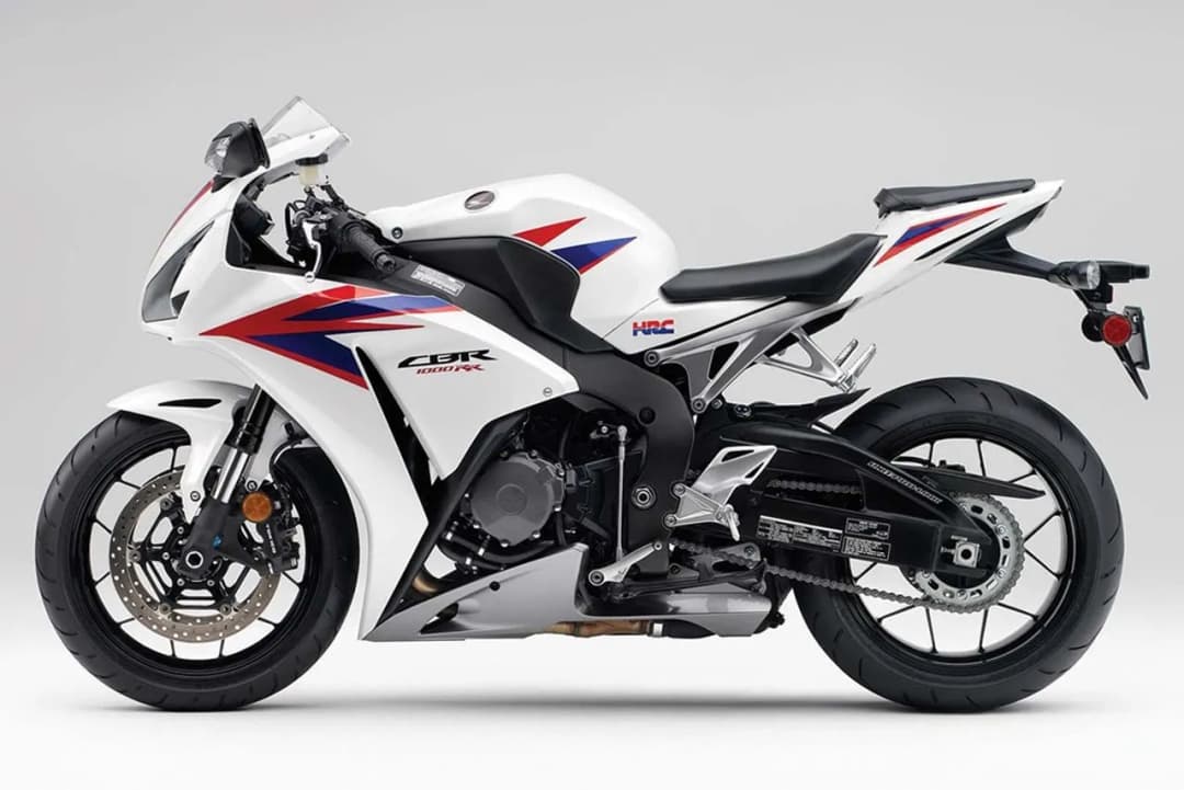 Honda CBR 1000RR ile koni – moc i osiągi różnych modeli
