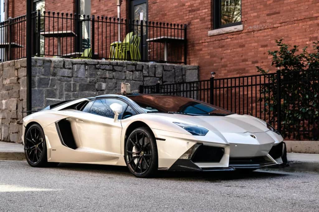 Ile kosztuje leasing Lamborghini? Sprawdź szczegóły i ukryte koszty