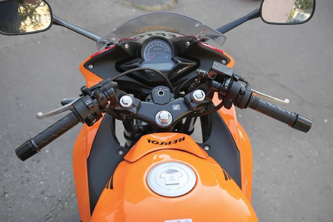 Ile pali honda cbr 125? Sprawdź średnie zużycie paliwa i oszczędności